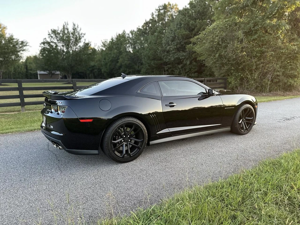 2013 Chevrolet Camaro ZL1 5th Gen - Image 4 of 21
