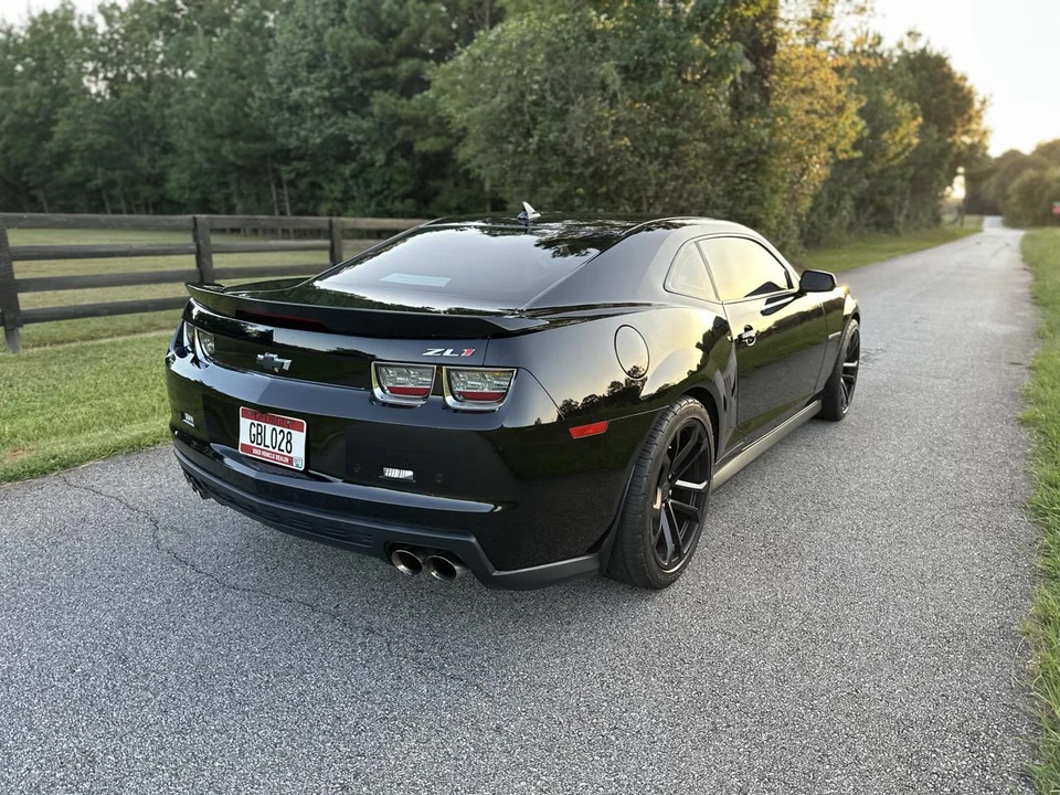 2013 Chevrolet Camaro ZL1 5th Gen - Image 5 of 21