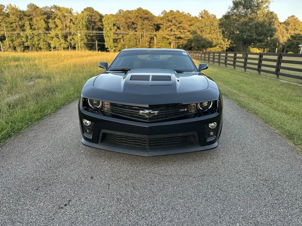 2013 Chevrolet Camaro ZL1 5th Gen - Image 10 of 21