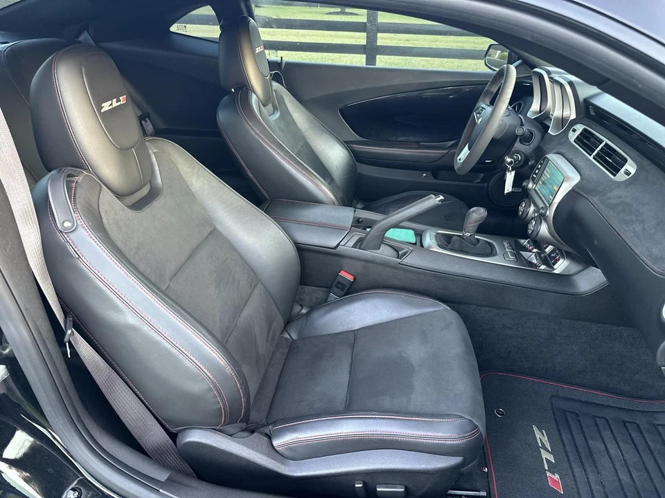 2013 Chevrolet Camaro ZL1 5th Gen - Image 17 of 21