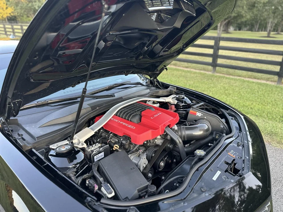 2013 Chevrolet Camaro ZL1 5th Gen - Image 19 of 21