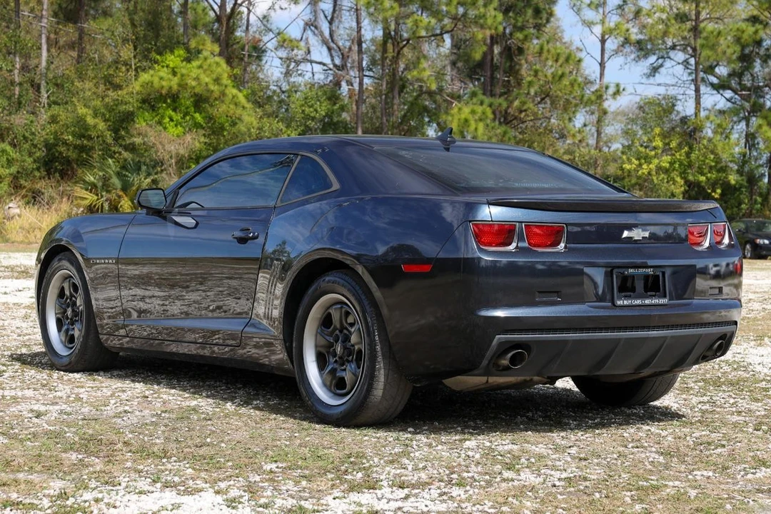 2013 Chevrolet Camaro 5th Gen - Image 5 of 12