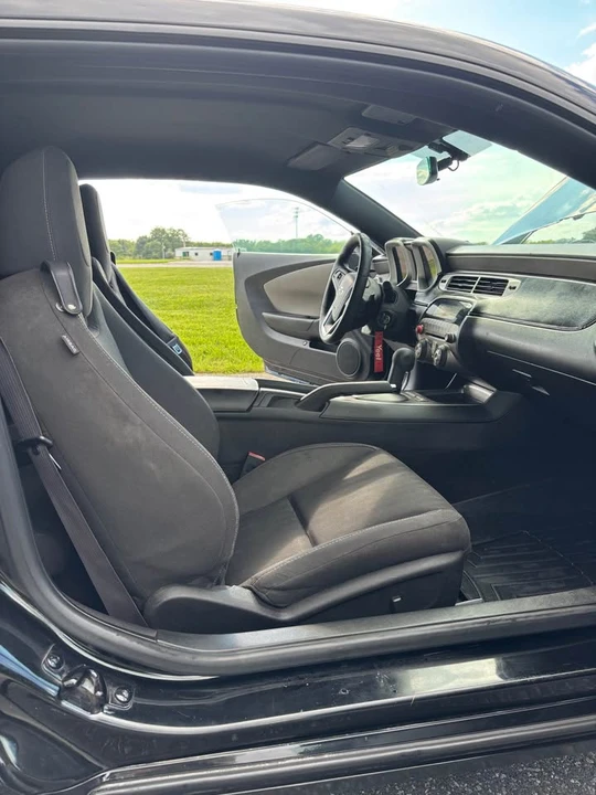 2013 Chevrolet Camaro - Image 10 of 11