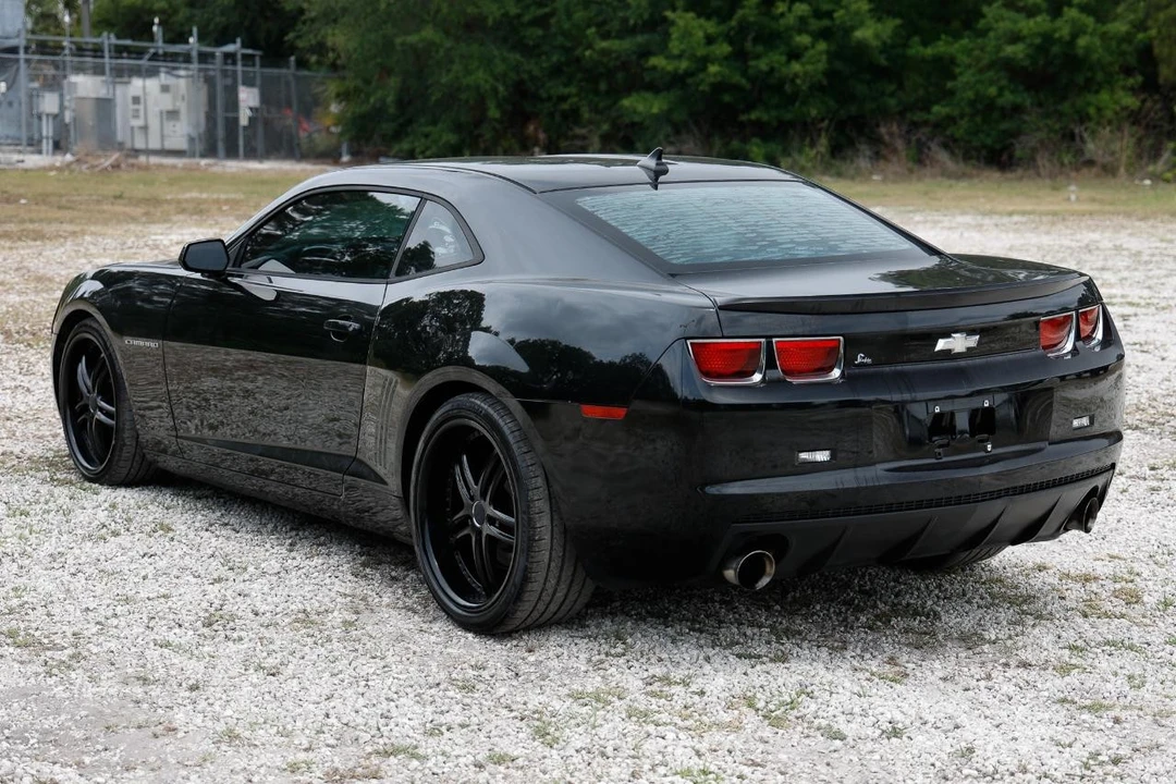 2013 Chevrolet Camaro 5th Gen - Image 5 of 31