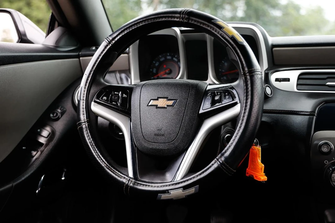 2013 Chevrolet Camaro 5th Gen - Image 25 of 31