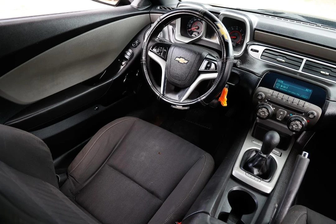 2013 Chevrolet Camaro 5th Gen - Image 20 of 31