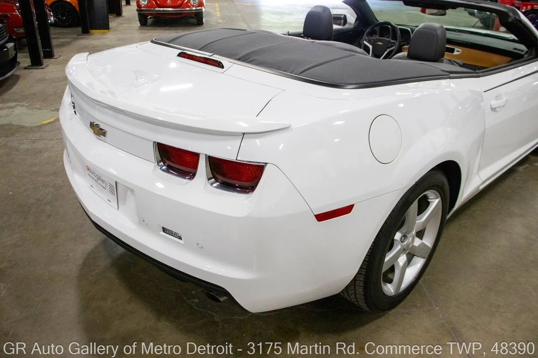 2013 Chevrolet Camaro 5th Gen - Image 16 of 31