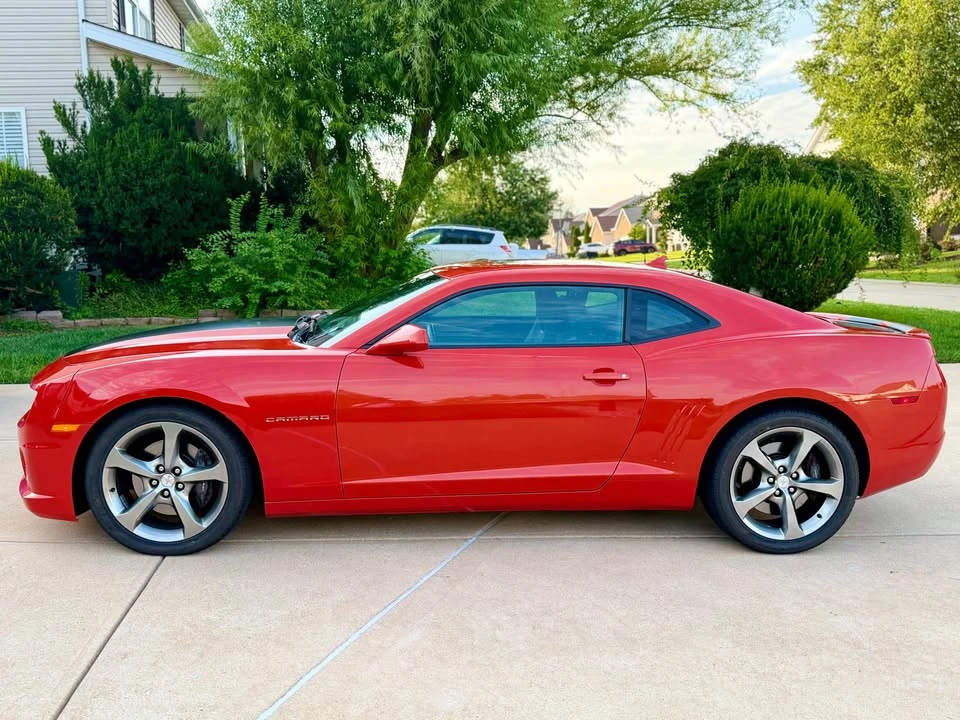 2013 Chevrolet Camaro SS 5th Gen - Image 2 of 18