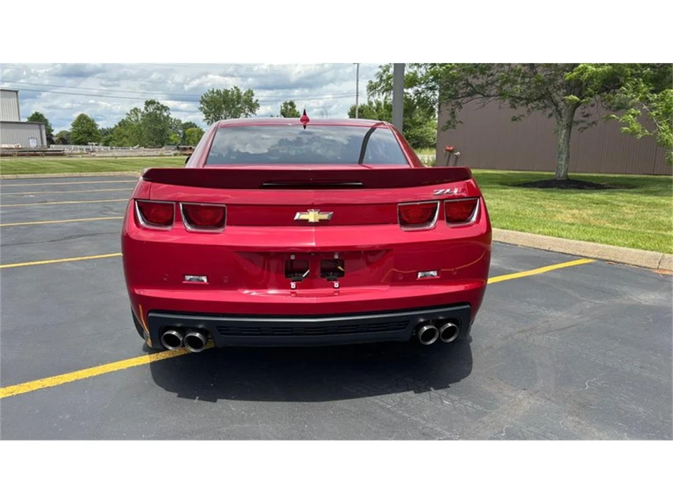 2013 Chevrolet Camaro ZL1 5th Gen - Image 20 of 31