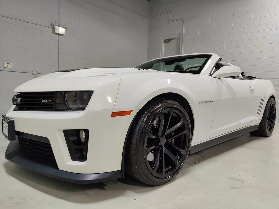 2013 Chevrolet Camaro ZL1 5th Gen - Image 22 of 31
