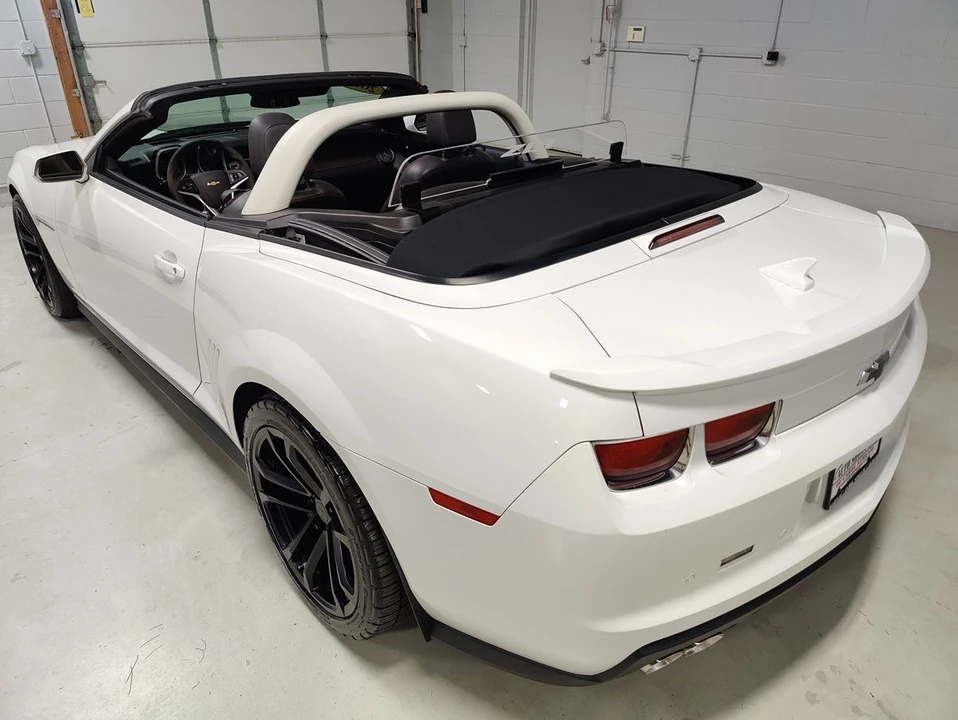 2013 Chevrolet Camaro ZL1 5th Gen - Image 24 of 31