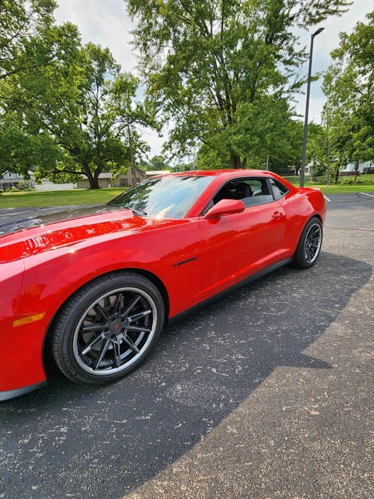 2013 Chevrolet Camaro ZL1 5th Gen - Image 4 of 31
