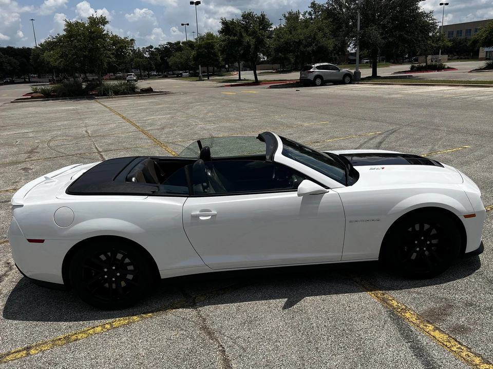 2013 Chevrolet Camaro ZL1 5th Gen - Image 24 of 31