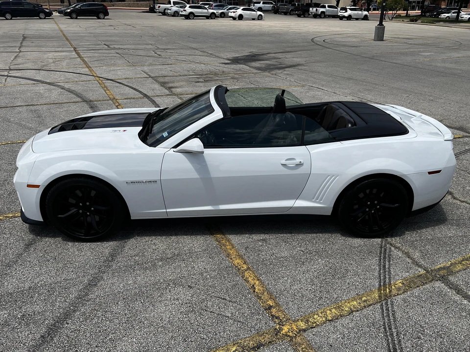 2013 Chevrolet Camaro ZL1 5th Gen - Image 15 of 31