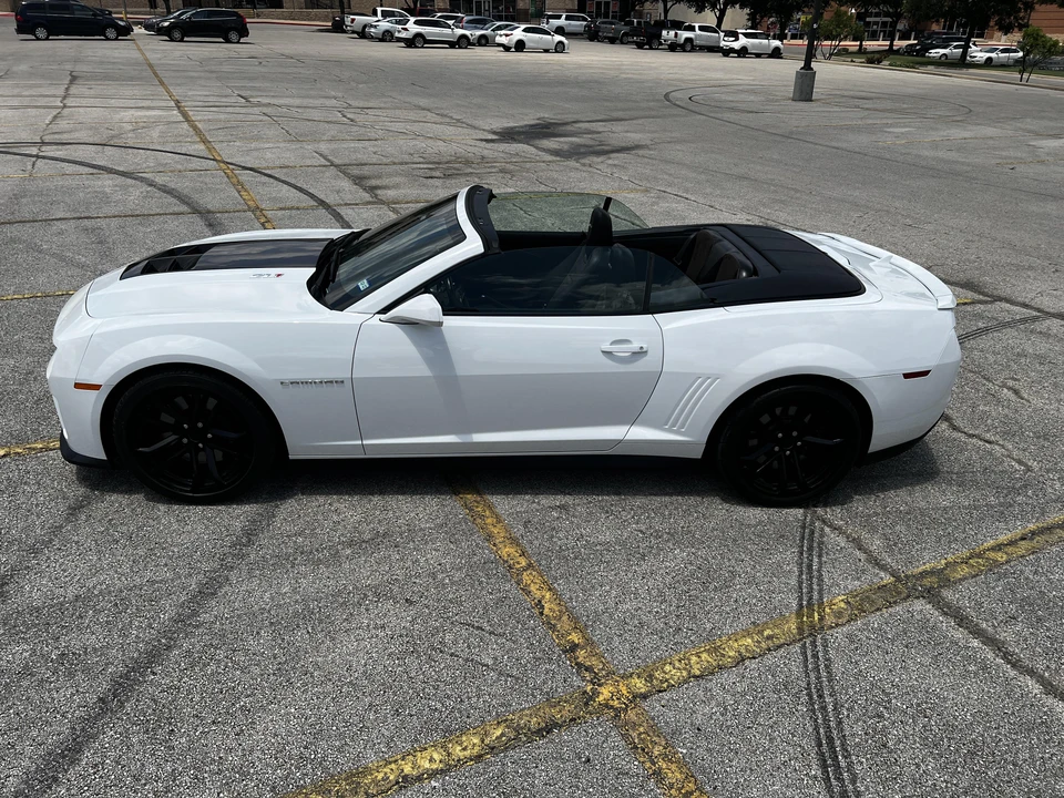 2013 Chevrolet Camaro ZL1 5th Gen - Image 14 of 31