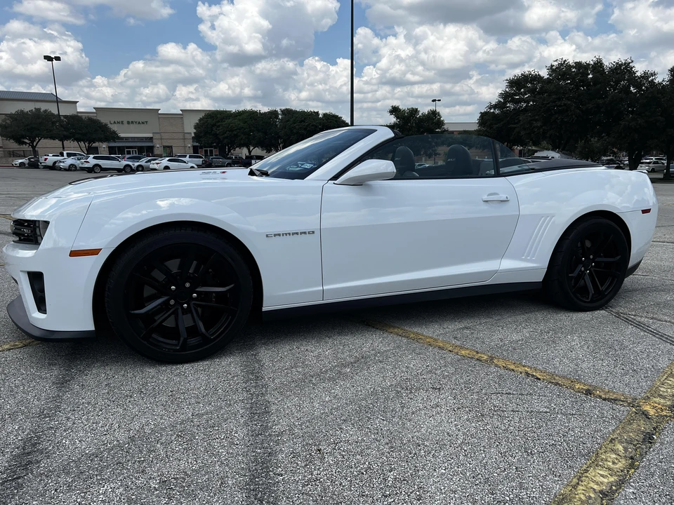 2013 Chevrolet Camaro ZL1 5th Gen - Image 12 of 31