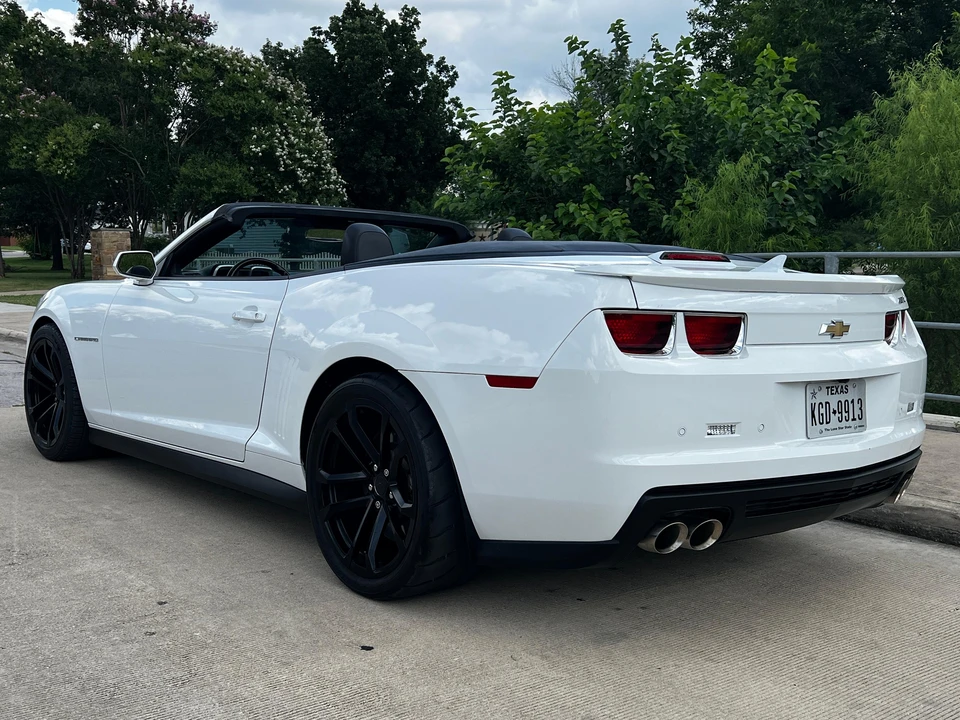 2013 Chevrolet Camaro ZL1 5th Gen - Image 19 of 31