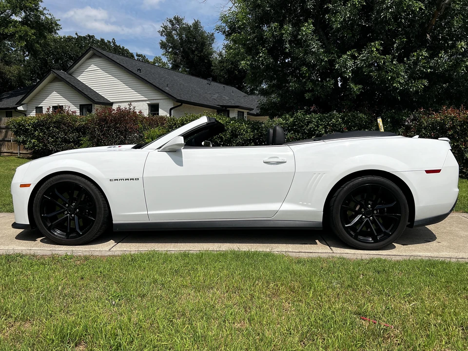 2013 Chevrolet Camaro ZL1 5th Gen - Image 3 of 31