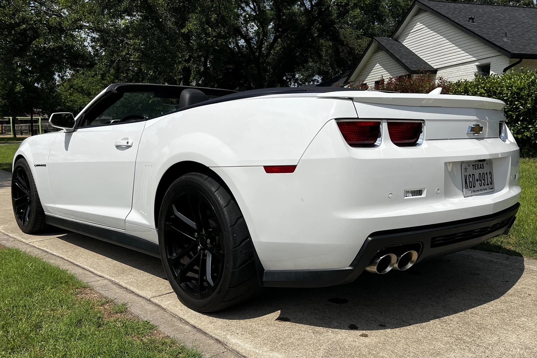 2013 Chevrolet Camaro ZL1 5th Gen - Image 4 of 31