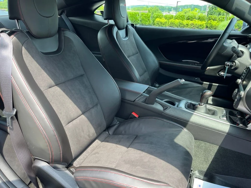 2013 Chevrolet Camaro ZL1 5th Gen - Image 27 of 31
