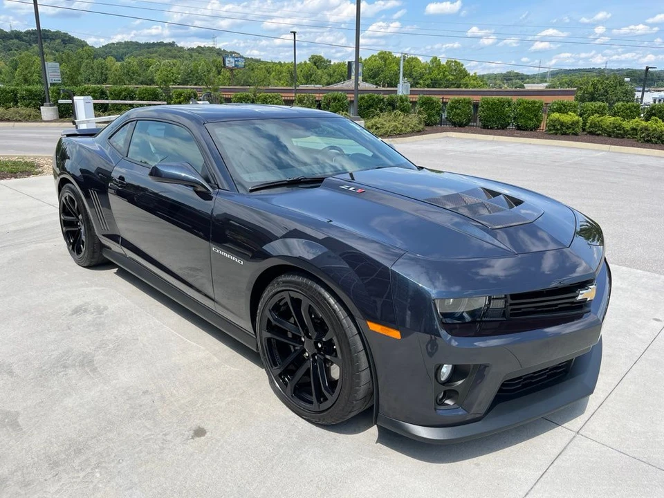 2013 Chevrolet Camaro ZL1 5th Gen - Image 30 of 31