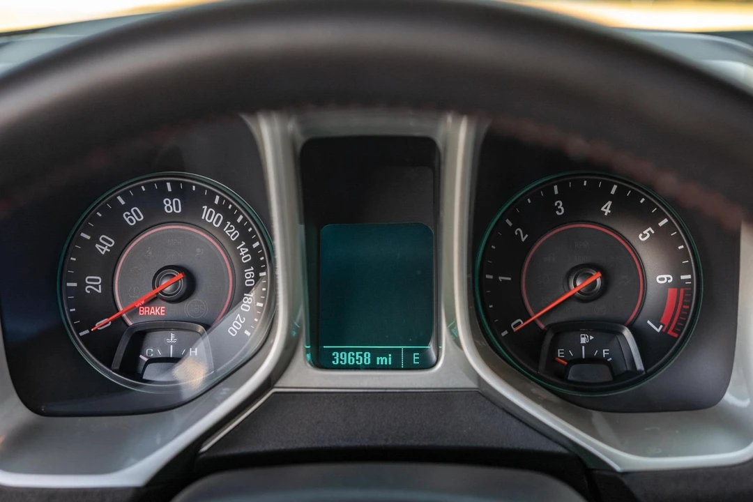2013 Chevrolet Camaro ZL1 5th Gen - Image 30 of 31