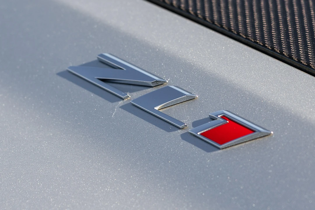 2013 Chevrolet Camaro ZL1 5th Gen - Image 12 of 31