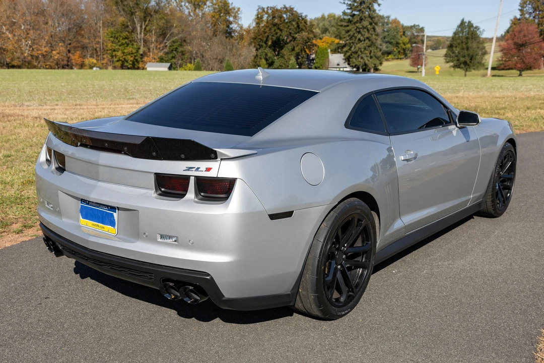 2013 Chevrolet Camaro ZL1 5th Gen - Image 9 of 31