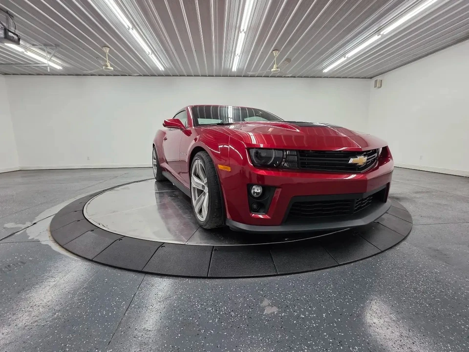2013 Chevrolet Camaro ZL1 5th Gen - Image 16 of 31