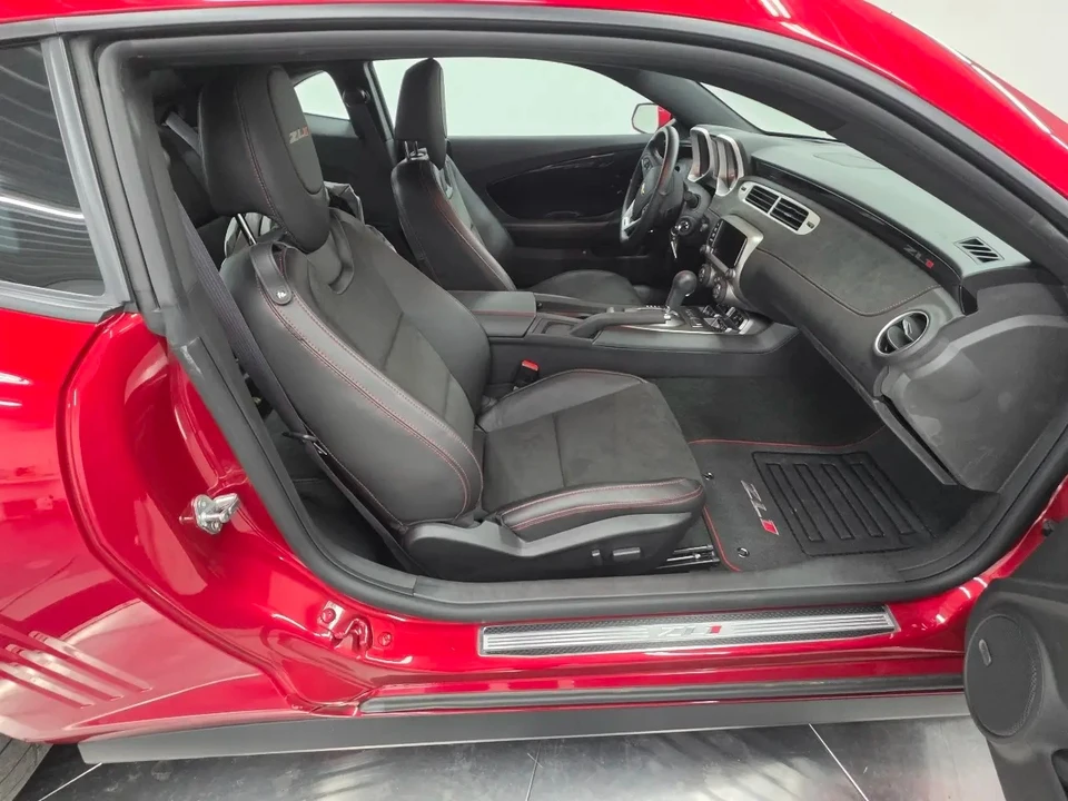 2013 Chevrolet Camaro ZL1 5th Gen - Image 23 of 31