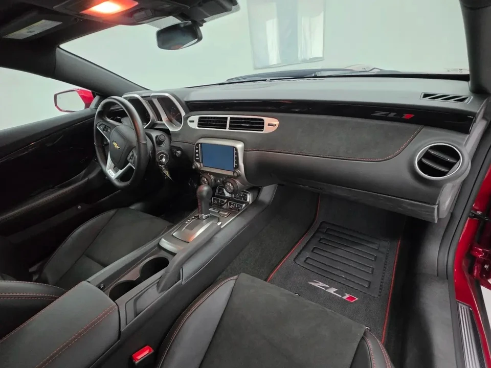 2013 Chevrolet Camaro ZL1 5th Gen - Image 24 of 31