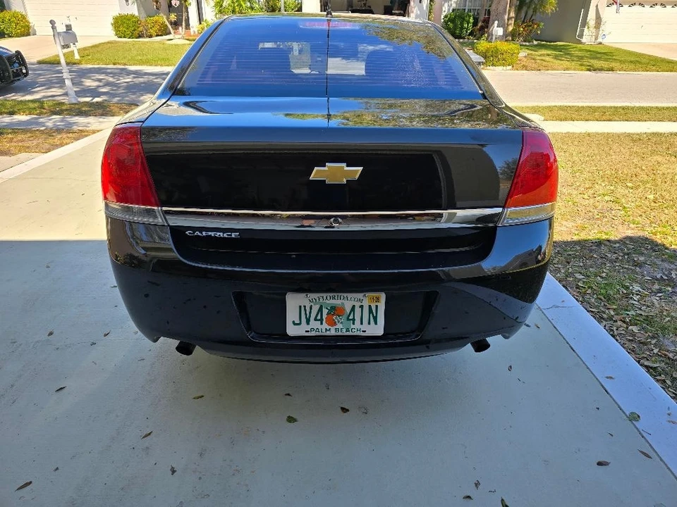 2013 Chevrolet Caprice - Image 3 of 8