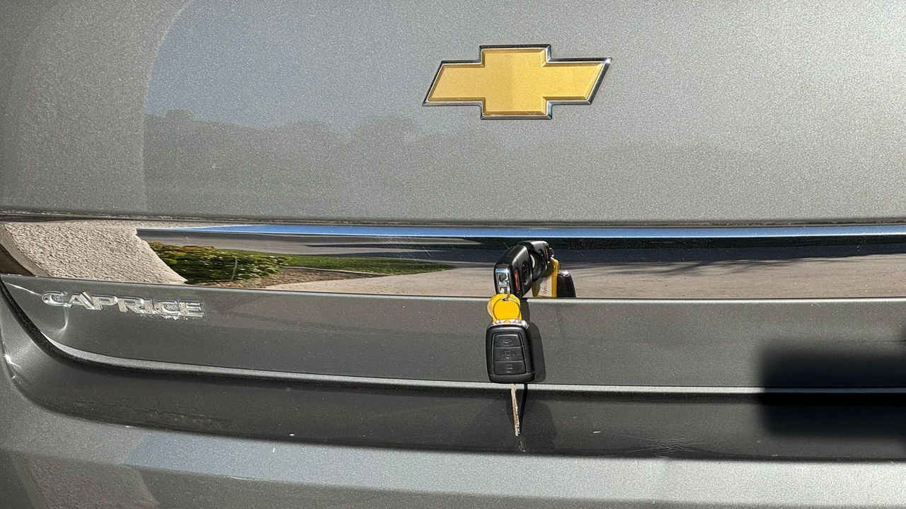 2013 Chevrolet Caprice - Image 17 of 31