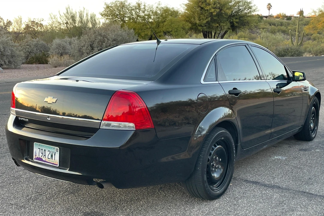 2013 Chevrolet Caprice - Image 4 of 30