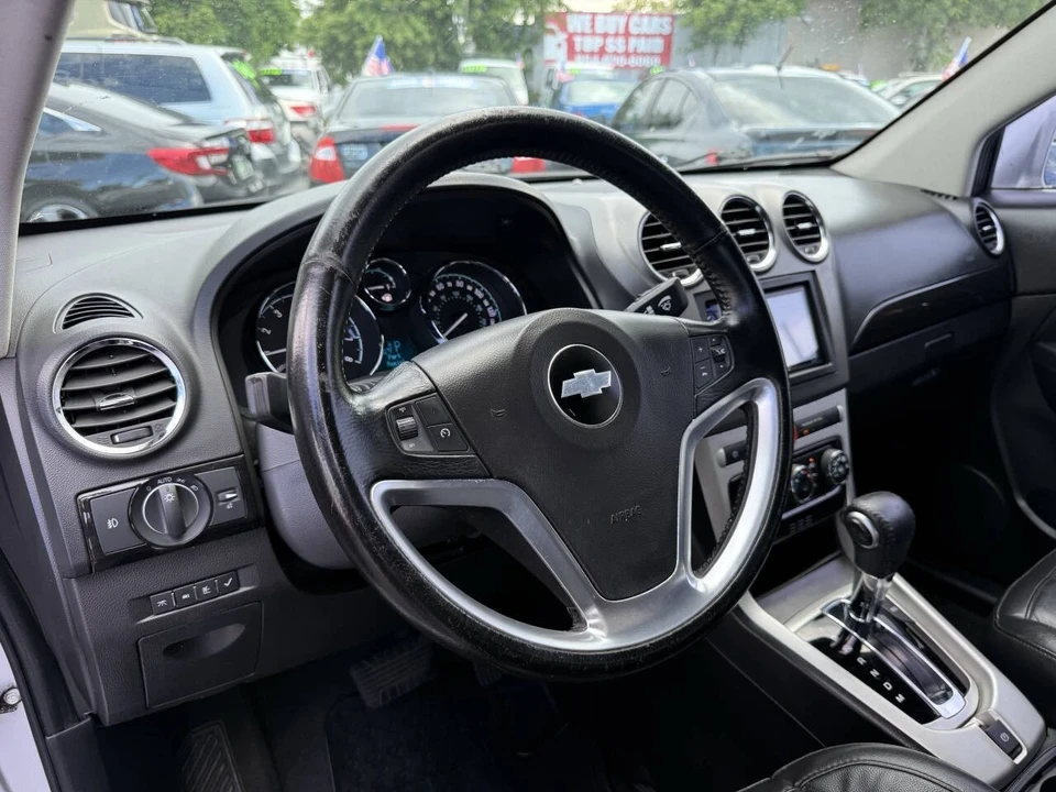 2013 Chevrolet - Image 13 of 21