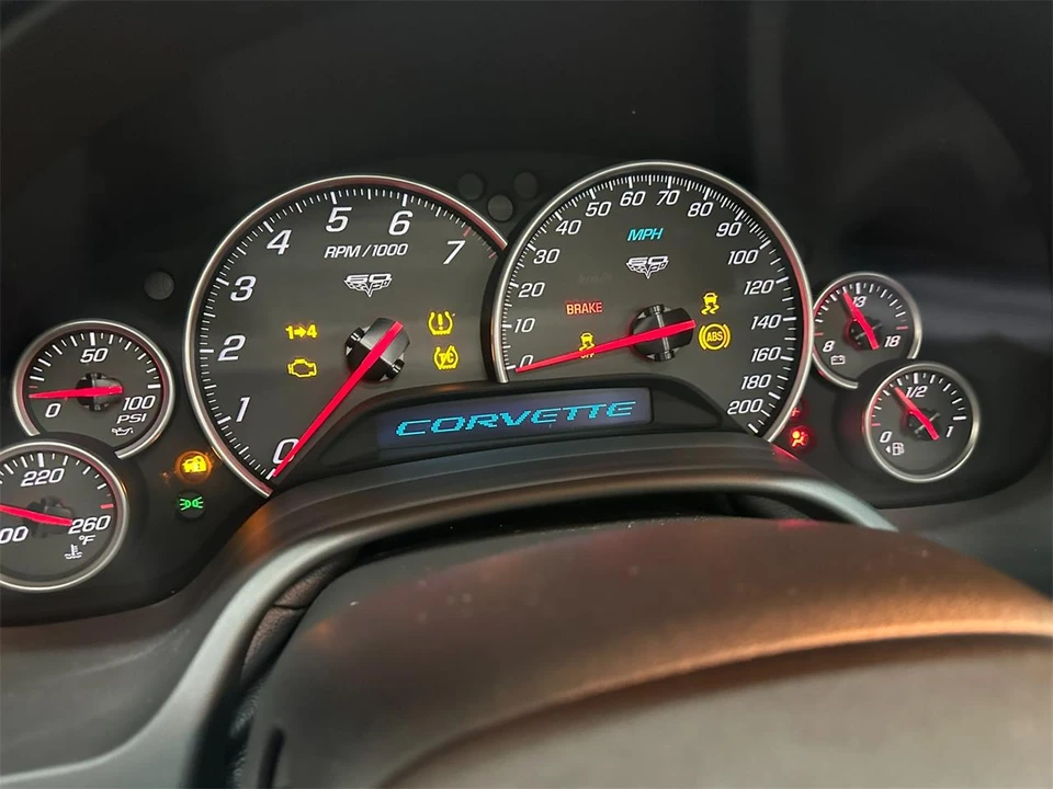 2013 Chevrolet - Image 27 of 31