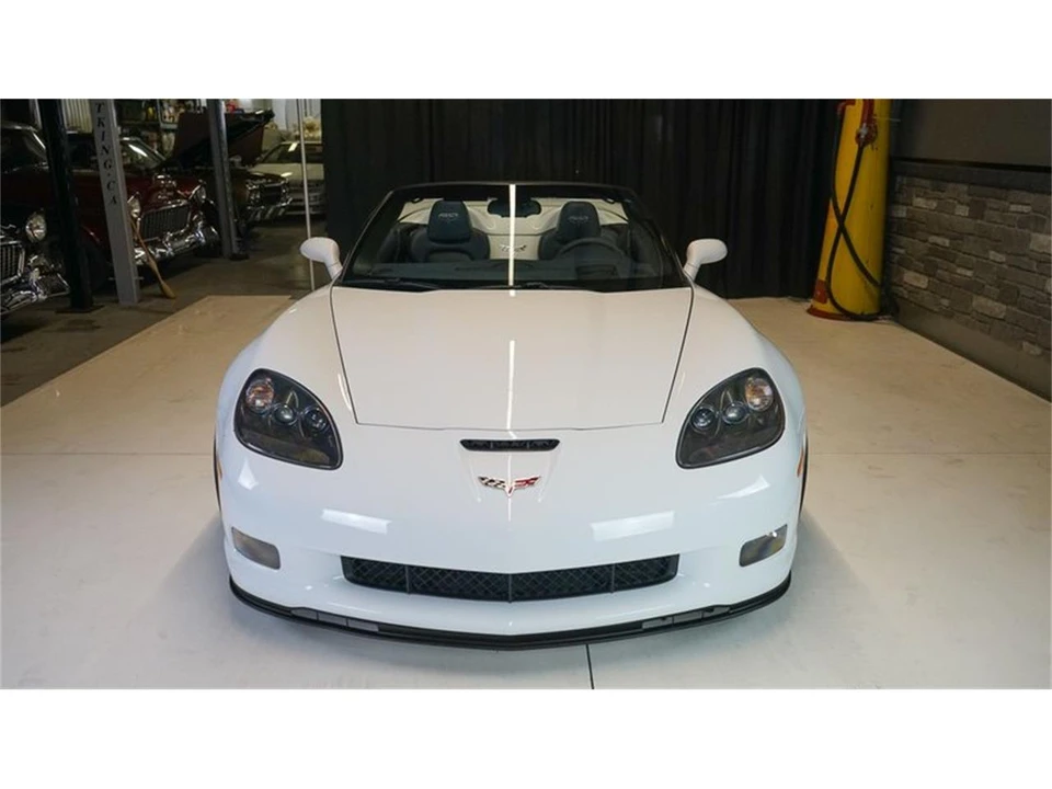 2013 Chevrolet Corvette C6 - Image 8 of 31