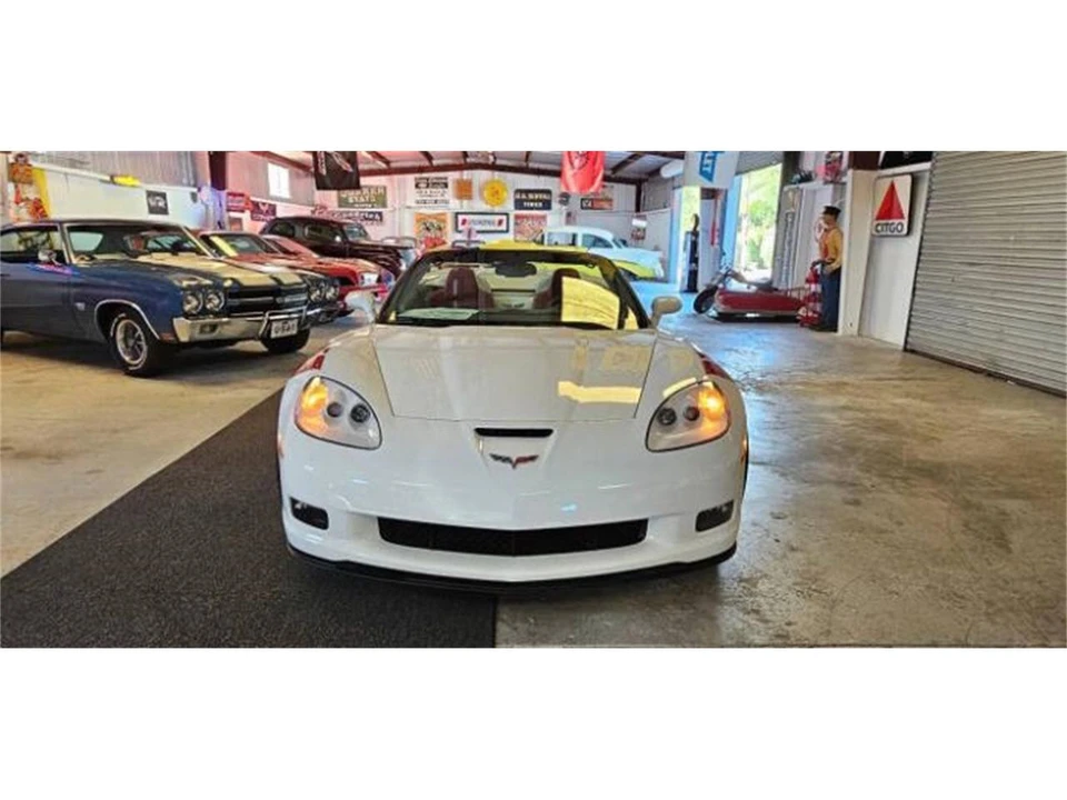 2013 Chevrolet Corvette C6 - Image 15 of 23