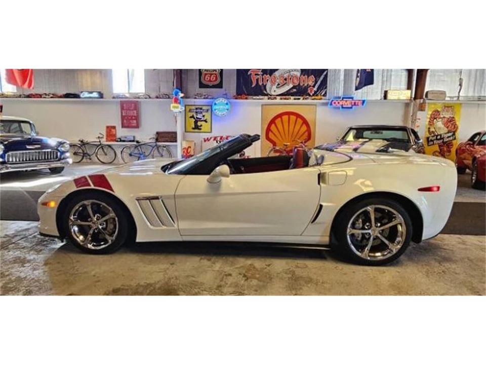 2013 Chevrolet Corvette C6 - Image 17 of 23