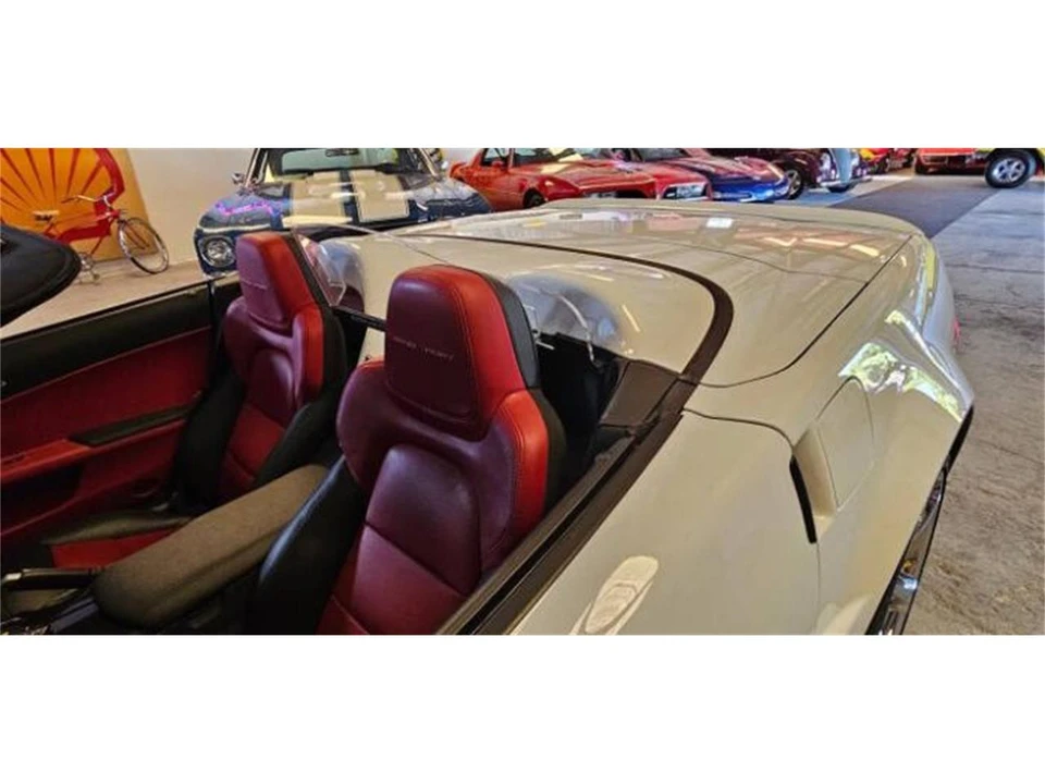 2013 Chevrolet Corvette C6 - Image 16 of 23