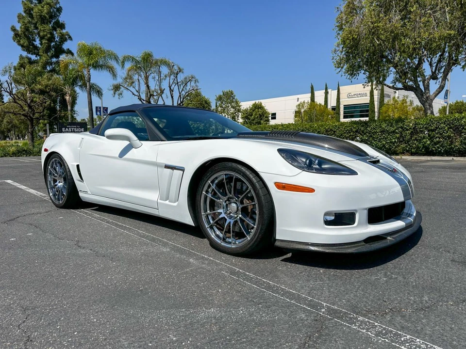 2013 Chevrolet Corvette C6 - Image 2 of 31