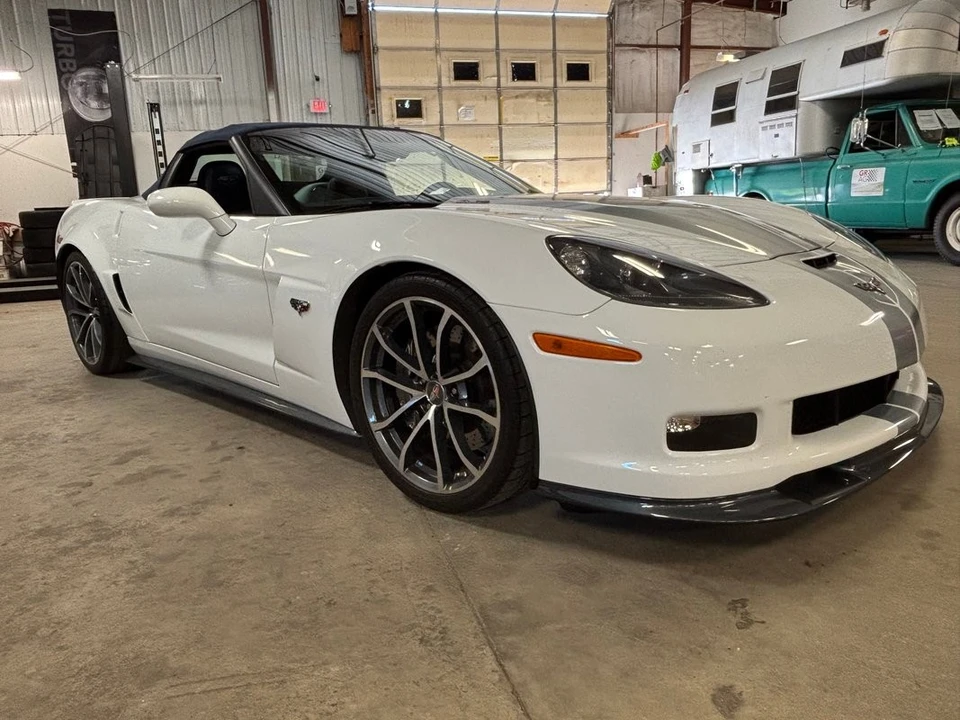 2013 Chevrolet Corvette C6 - Image 8 of 31