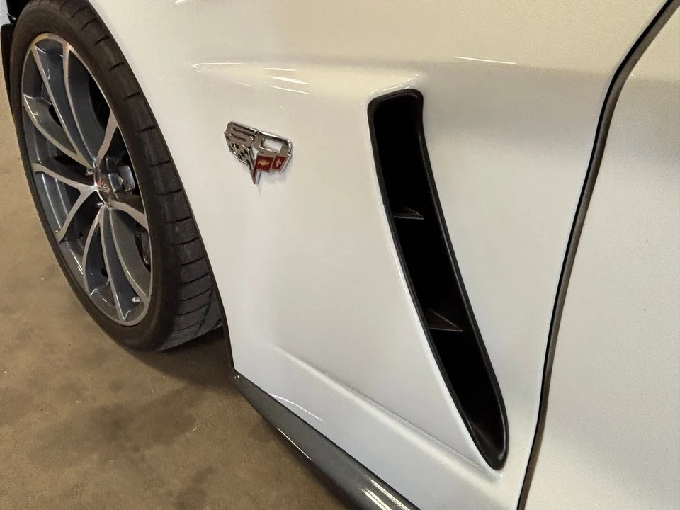 2013 Chevrolet Corvette C6 - Image 18 of 31