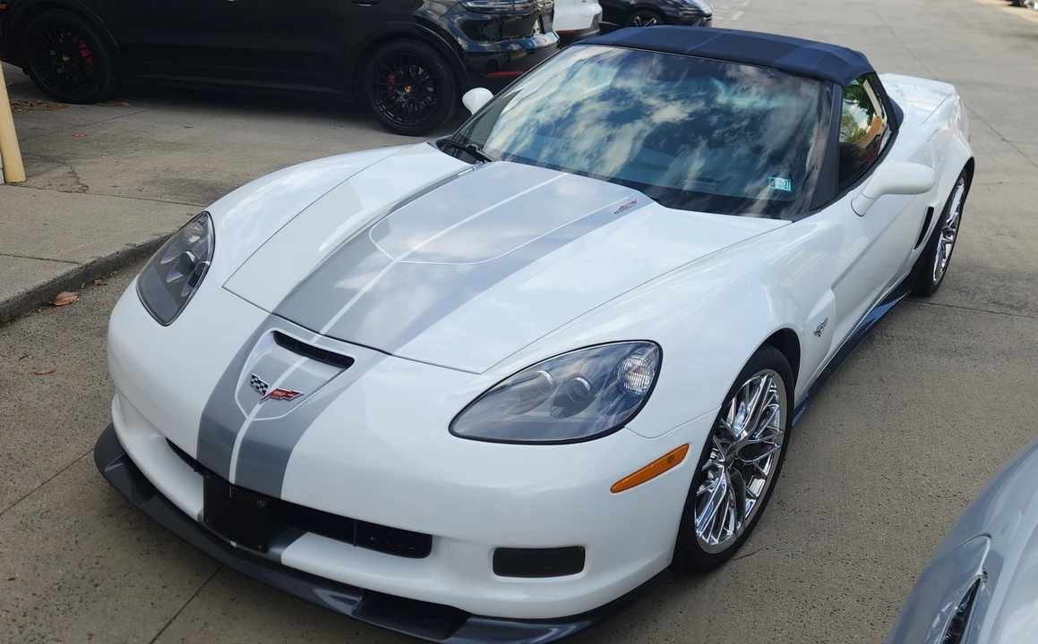 2013 Chevrolet Corvette C6 - Image 8 of 31