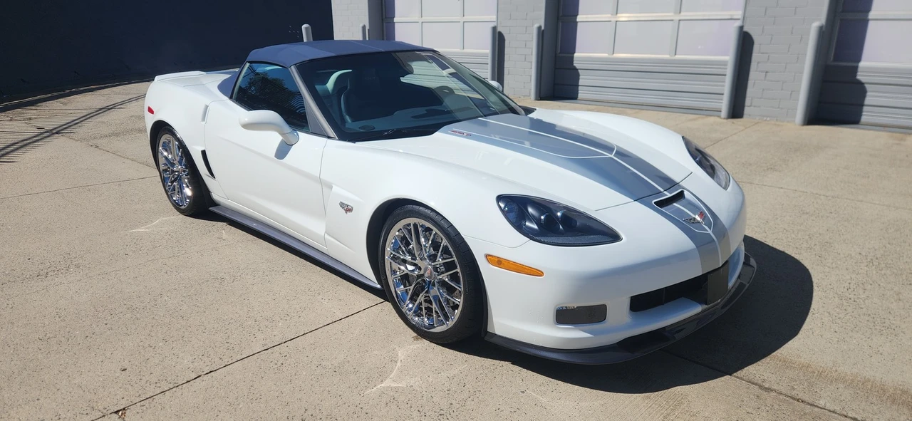 2013 Chevrolet Corvette C6 - Image 2 of 31