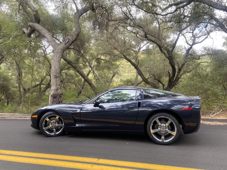 2013 Chevrolet Corvette C6 - Image 5 of 31