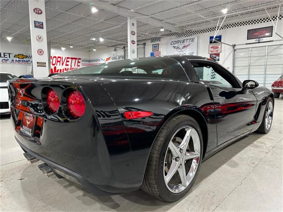 2013 Chevrolet Corvette C6 - Image 6 of 10
