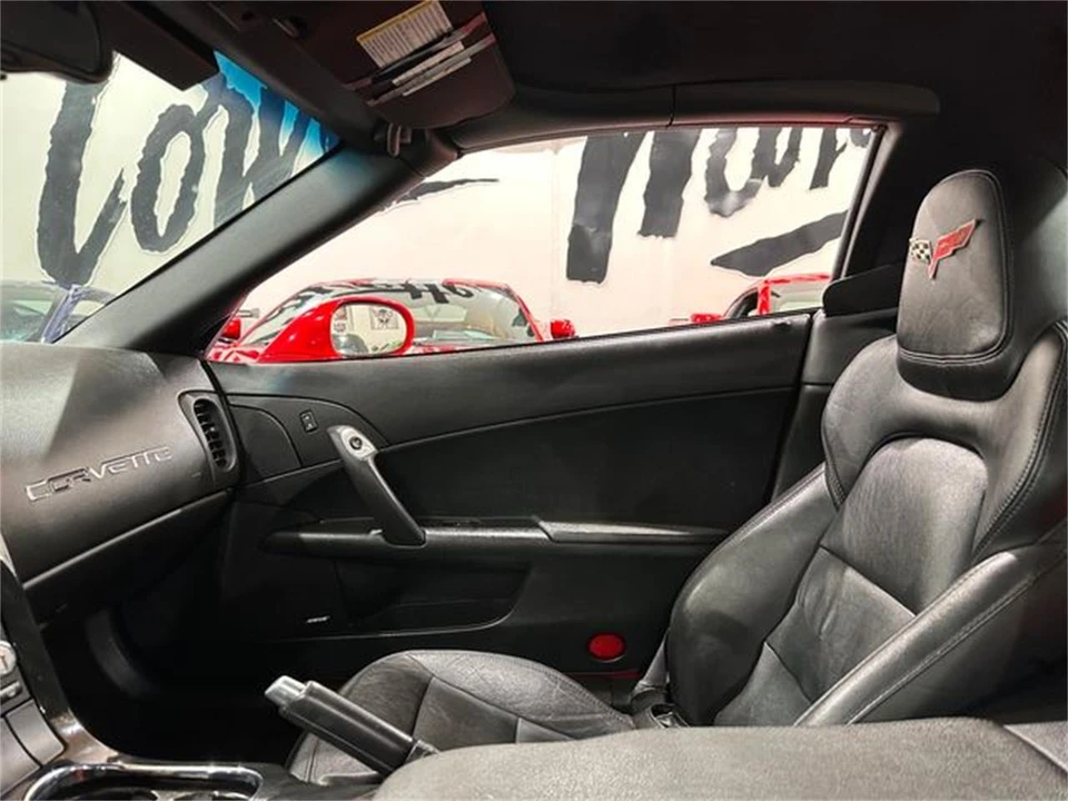 2013 Chevrolet Corvette C6 - Image 11 of 25