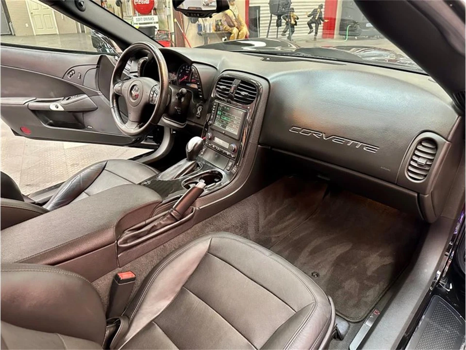 2013 Chevrolet Corvette C6 - Image 30 of 31