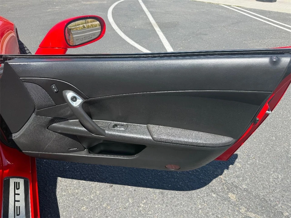 2013 Chevrolet Corvette C6 - Image 18 of 23